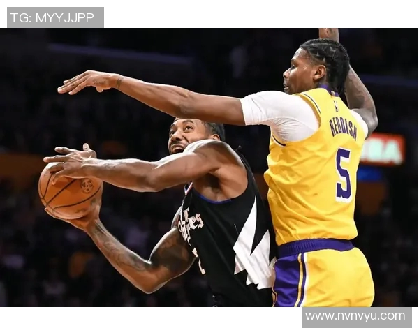 卡姆雷迪什的篮球之路:从新秀到明星球员的蜕变与挑战 卡姆雷迪什的篮球之路:从新秀到明星球员的蜕变与挑战