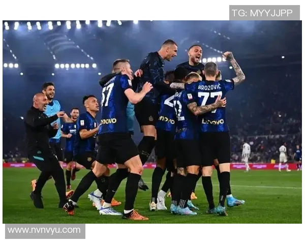 拿玻里与苏黎世的激烈对决揭示足球战术与球队风格的精彩碰撞